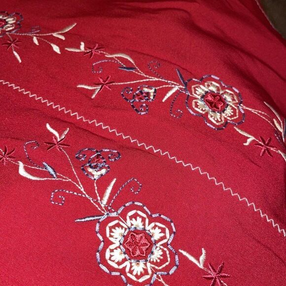 Poleci Embroidered Skirt Womens Size 0 Stretch Bohemian Floral Red Made In USA - Picture 6 of 6